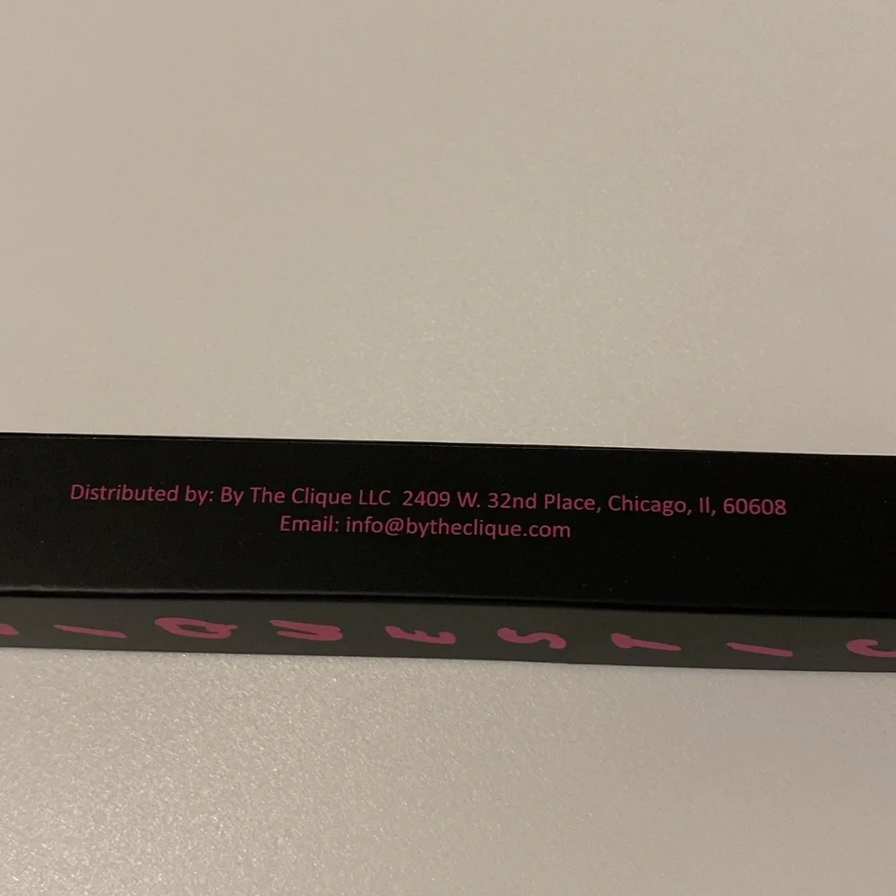 Black matte lip liner lipstick BY THE CLIQUE CLIQUESTICK face pencil New in box